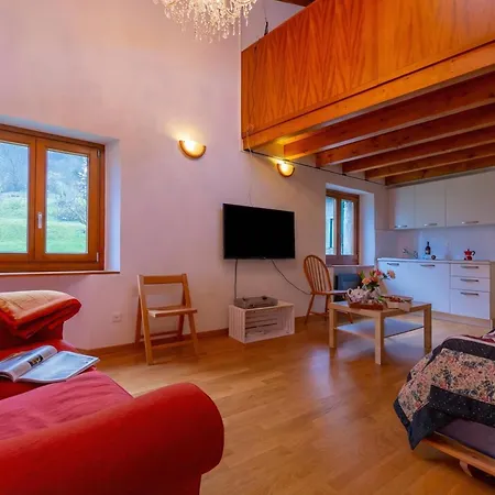 Casa Gialla - Happy Feriehus Pugerna