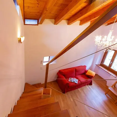 Casa Gialla - Happy *