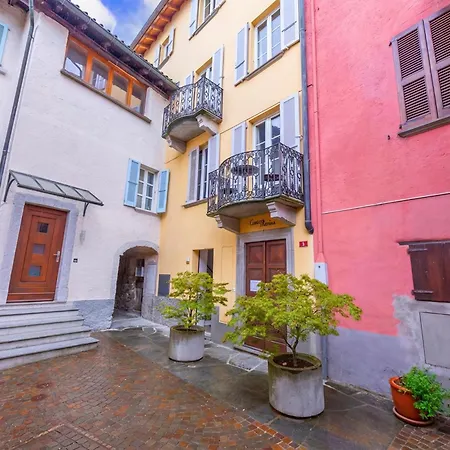 Casa Gialla - Happy Feriehus Pugerna