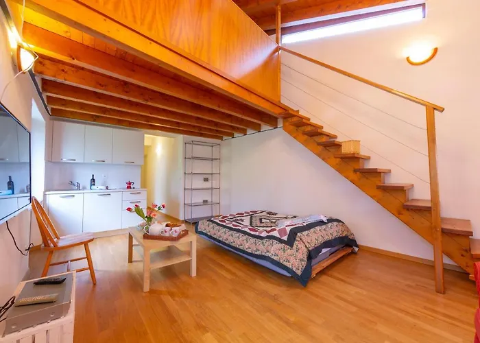 Holiday home Casa Gialla - Happy